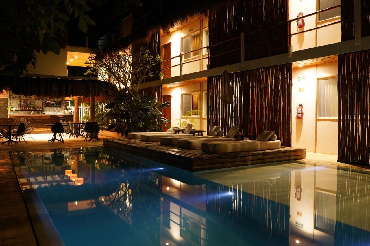 Agam Hotel باكالار المظهر الخارجي الصورة